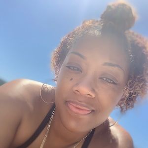 Meet your Posher, Deshaun